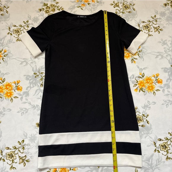SHEIN Size M Black & White Dress - Picture 8 of 8